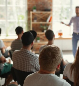 Beneficios implícitos en la educación tradicional