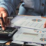 La Competencia que Ningún Curso Online Te Enseña: Finanzas Personales para Profesionales en Formación